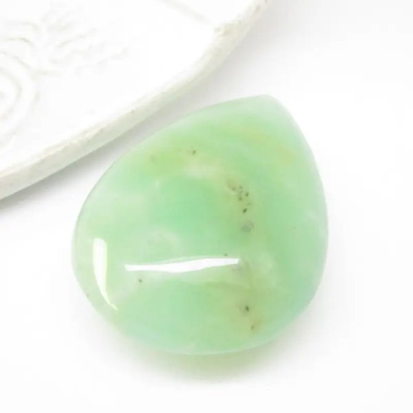 Chryzopraz 37x27x13 mm łza