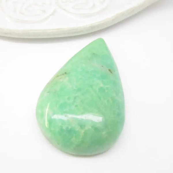 Chryzopraz 42x26x9 mm łza