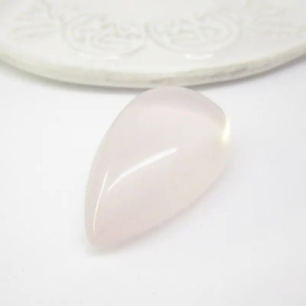 Kwarc różowy kropla 35,5x21x12 mm