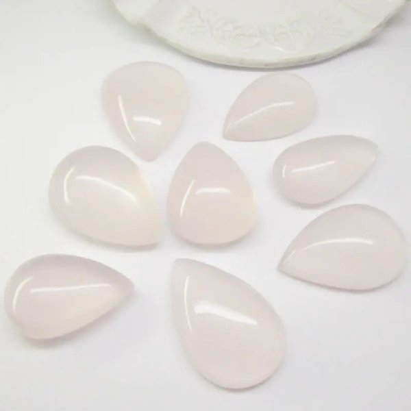 Kwarc różowy kropla 43x31x11 mm