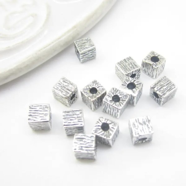 Srebro Ag oksyda - przekładka kostka 4x4x4 mm  