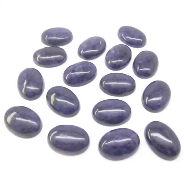Czaroit 25x18 mm owal (sztuka)