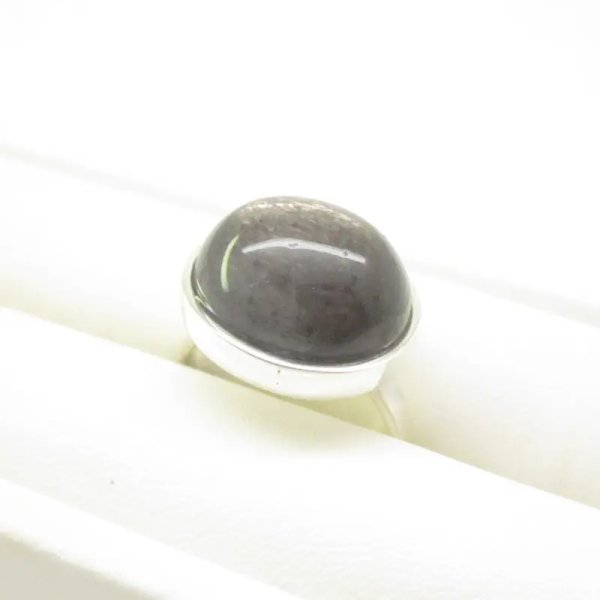 Kamień Słoneczny i srebro - pierścionek owal (Rozmiar Jubilerski 14)