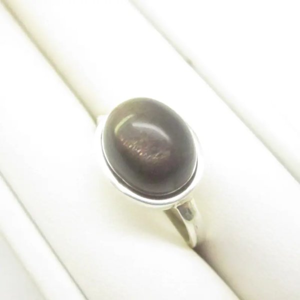 Kamień Słoneczny i srebro - pierścionek owal (Rozmiar Jubilerski 20)