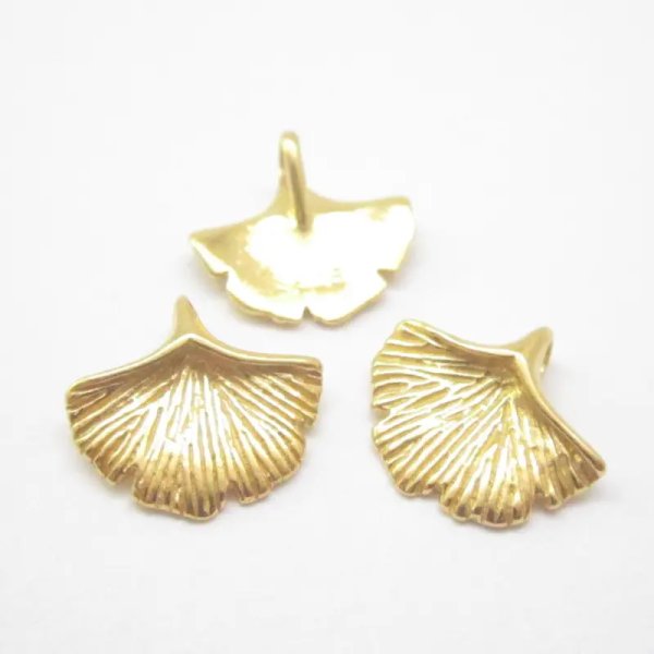 Srebro Ag złocone - wisiorek liść miłorzębu 11x11,5 mm