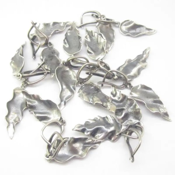 Srebro oksydowane - kolczyki liście