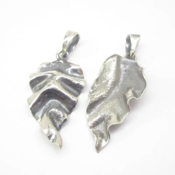 Srebro oksydowane - zawieszka liść