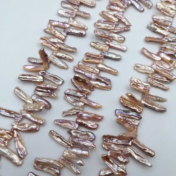 Perły naturalne hodowane fioletowe patyczki 16–25×6 mm – sznur ok. 38 cm