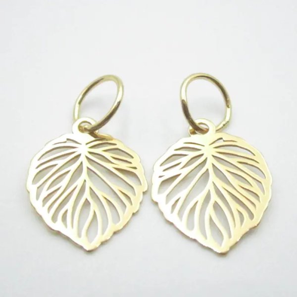 Srebro Ag złocone - zawieszka 10x11 mm liść