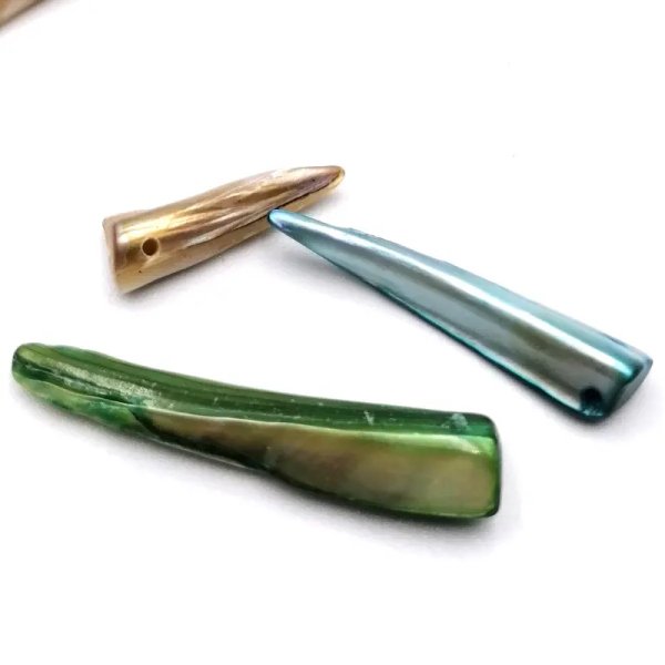 Masa perłowa wiercona u góry (różne kolory i rozmiary) całe opakowanie