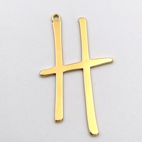 Srebro Ag złocone - zawieszka literka H