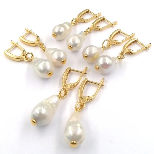 Perła biała i srebro złocone - kolczyki nieregularne (para)