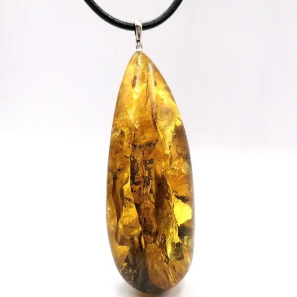 Bursztyn z inkluzją i owadem i srebro - zawieszka