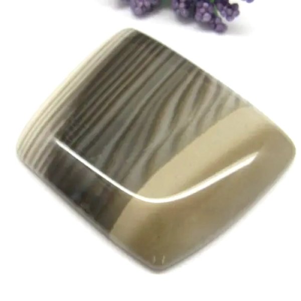 Krzemień Pasiasty 45x38x6 mm trapez