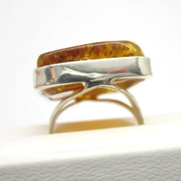 Koniakowy Bursztyn i srebro - pierścionek zaokrąglony trapez
