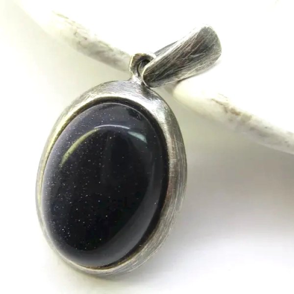 Noc Kairu i srebro oksydowane - zawieszka owal