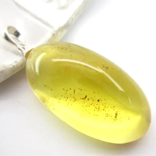 Bursztyn i srebro - zawieszka owal