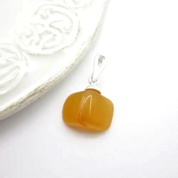 Koniakowy Bursztyn i srebro - wisiorek