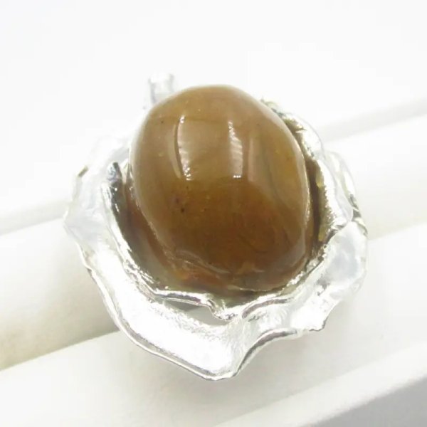 Bursztyn i srebro - pierścionek