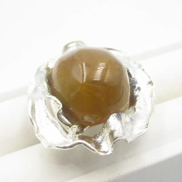 Bursztyn i srebro - pierścionek