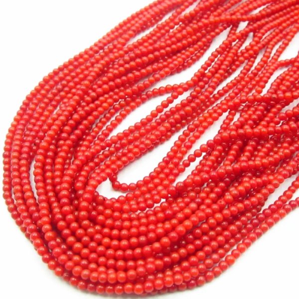 Koral czerwony kulki 2 mm (sznur)