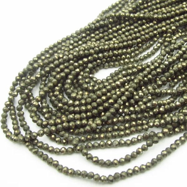 Piryt fasetowany kulki 2mm (sznurek)