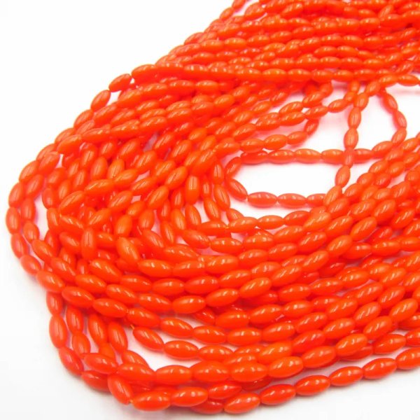 Koral różowy ryż 8x4 mm (sznur)