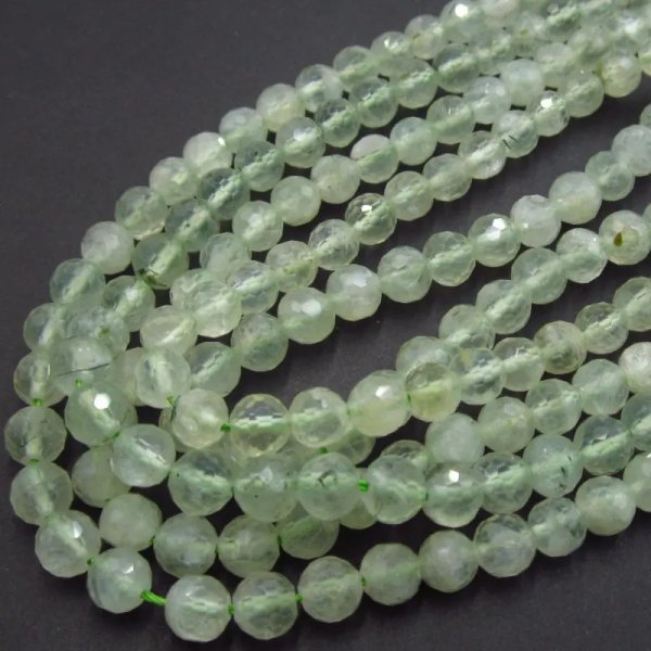 Prehnit fasetowane kulki 6 mm – sznur ok. 38 cm