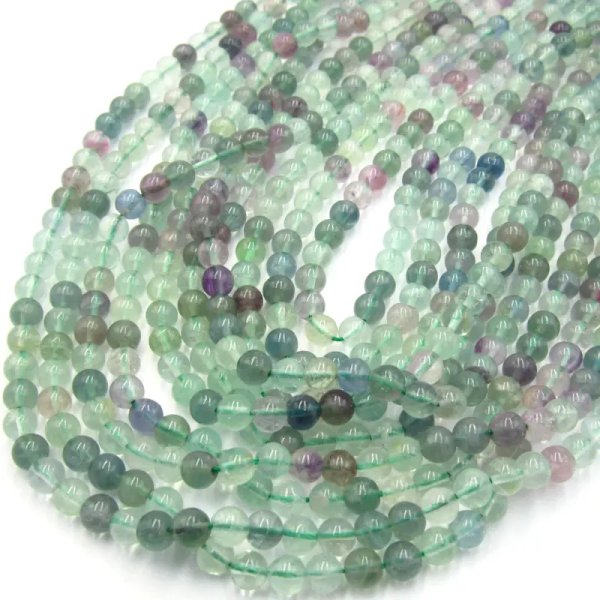 Fluoryt kulki 6 mm – sznur ok. 38 cm