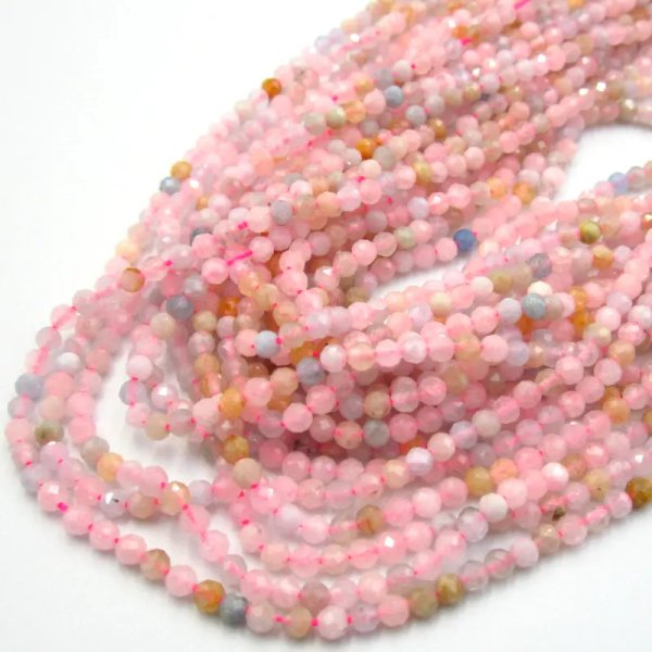 Morganit fasetowane kulki 3 mm – sznur ok. 38 cm
