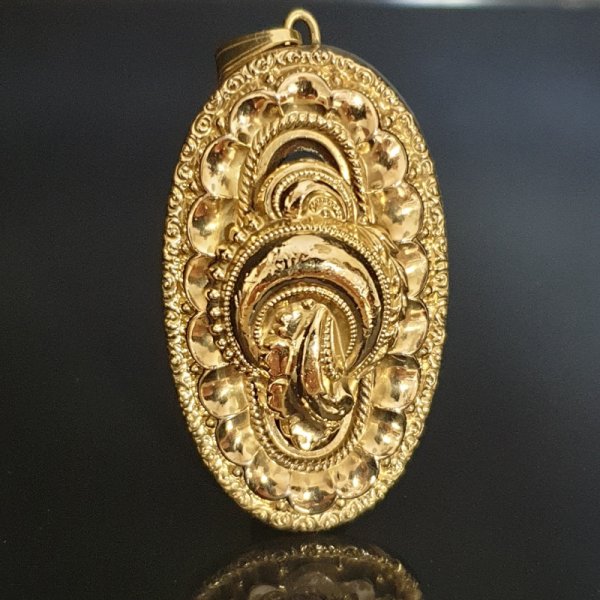 Antyczna, złota zawieszka (XIX wiek)