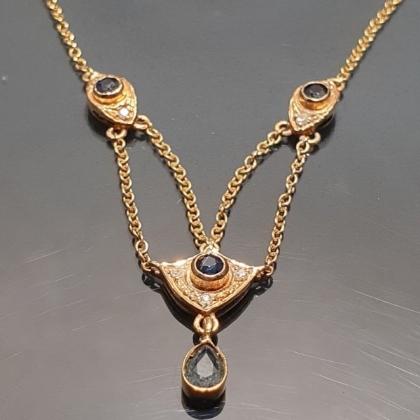 Antyczny naszyjnik złoty z szafirami (początek XX wieku)