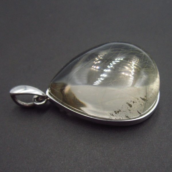 Kwarc rutylowy ze złotą nitką i srebro rodowane - zawieszka łezka