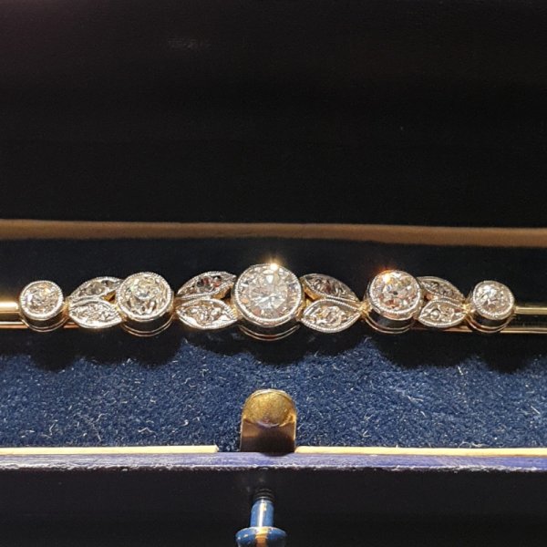 Antyczna Broszka w stylu secesyjnym z brylantami w starym europejskim szlifie