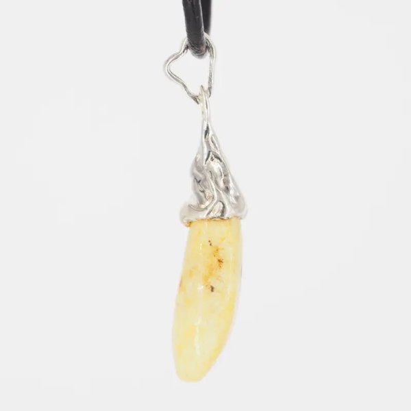 Naturalny, mleczny Bursztyn bałtycki i srebro  - naszyjnik na rzemieniu