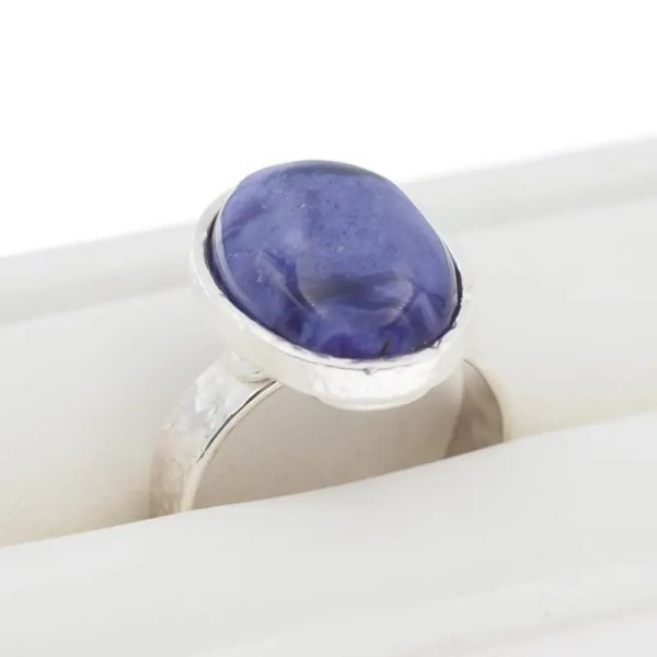 Czaroit i srebro - pierścionek owal (Rozmiar Jubilerskie 15, 16, 19) z regulacją