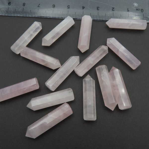 Kwarc Różowy  - sople niewiercone 25x6mm (sztuka)