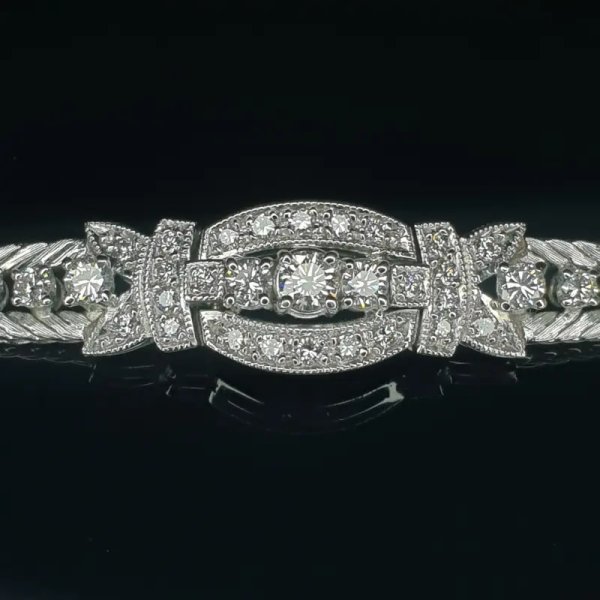Bransoletka (vintage) z białego złota próby 750 z 33 brylantami (połowa XX wiek)