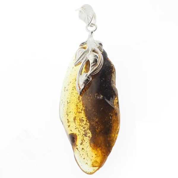 Bursztyn przezroczysty z szczątkami organicznymi i srebro - zawieszka z liściem