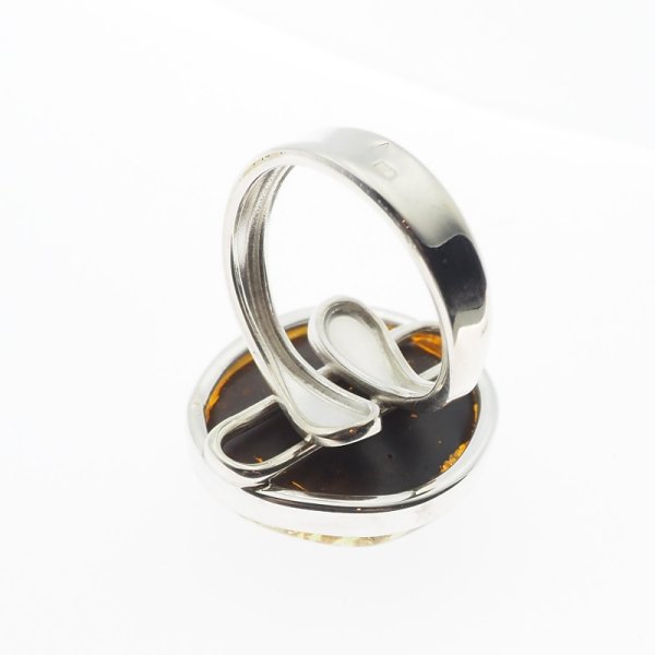 Bursztyn zielony w srebrze - pierścionek