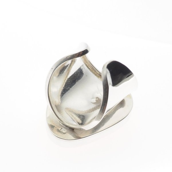 Mleczny Bursztyn i srebro - sygnet z regulacją