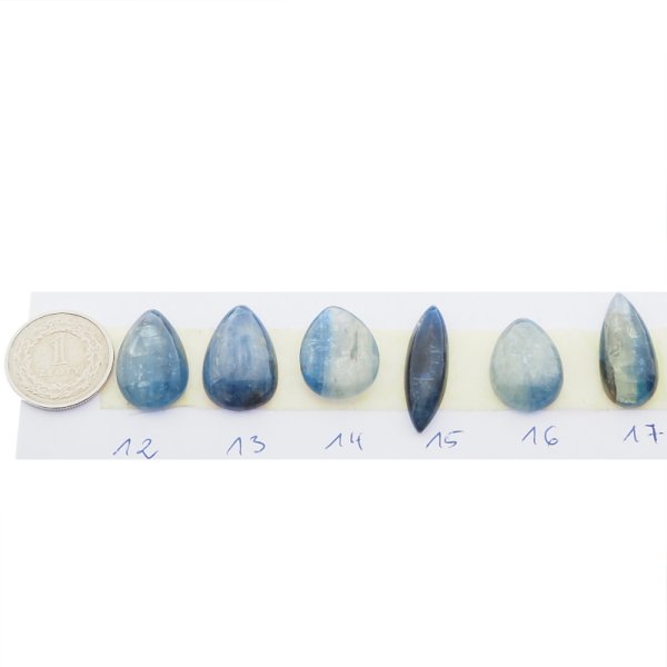 Kyanit 21-27x13-17 mm łza