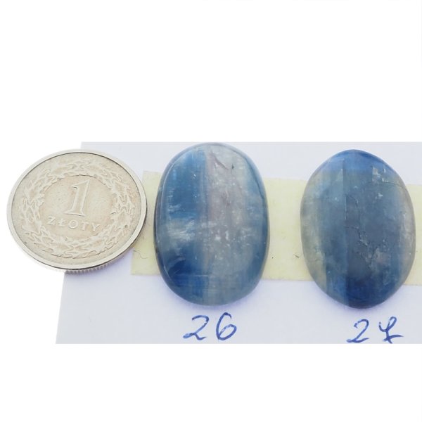 Kyanit 29x19 mm owal