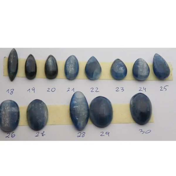 Kyanit 30x9 mm markiza