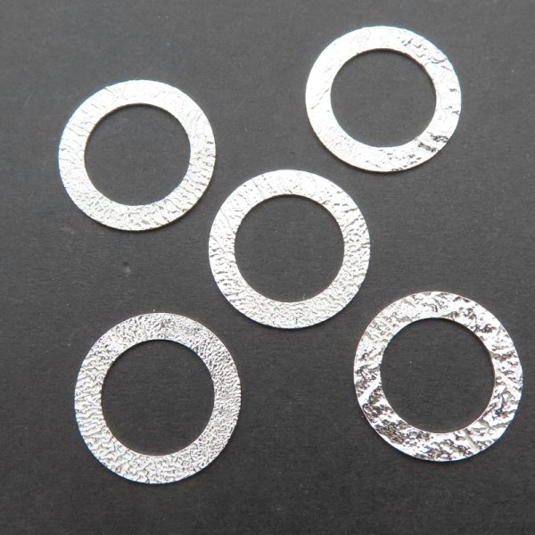 Srebro Ag - kółka młotkowane 16 mm 