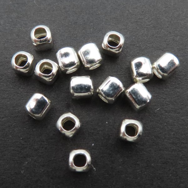 Srebro Ag - przekładka 2,5x2,8mm  
