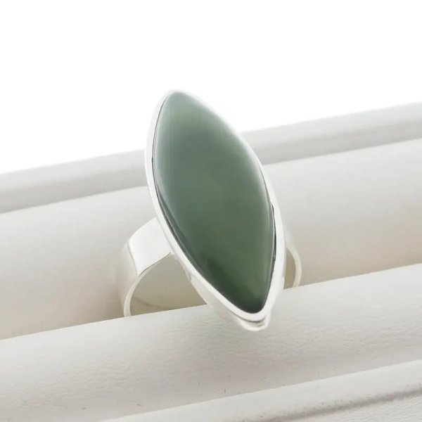 Serpentynit (Jadeit zielony) markiza w srebrze - pierścionek (Rozmiar Jubilerski 16 lub 19)