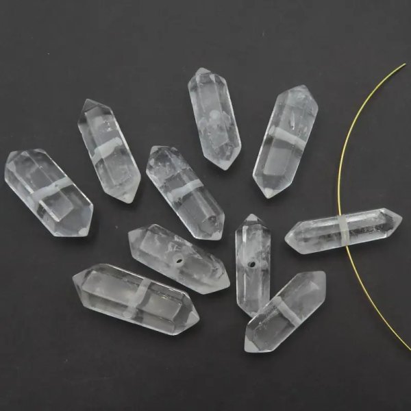 Kryształ Górski  - sople wiercone 27-35x6-10mm (sztuka)