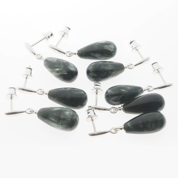 Serafinit krople i srebro - kolczyki wiszące sztyfty