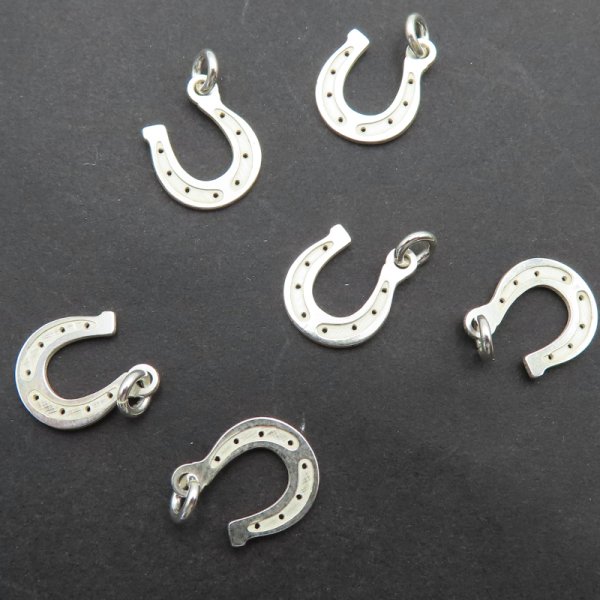 Srebro Ag - zawieszka podkówka 11x9 mm